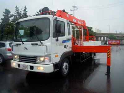 HYUNDAI HD 120